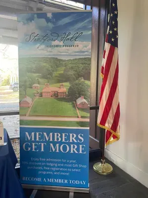 Visitors Center at Stratford Hall encourages membership donations