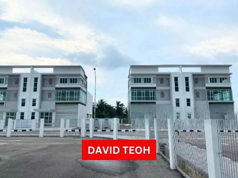 3 storey semi-d factory for rent at kawasan perindustrian valdor