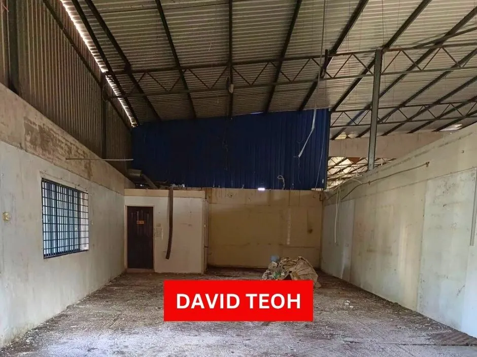 facing main road factory warehouse for rent at jalan bagan lalang butterworth
