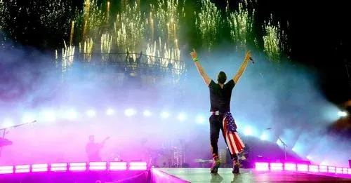 Alex Hadjigeorgiou - Coldplay - Showtime