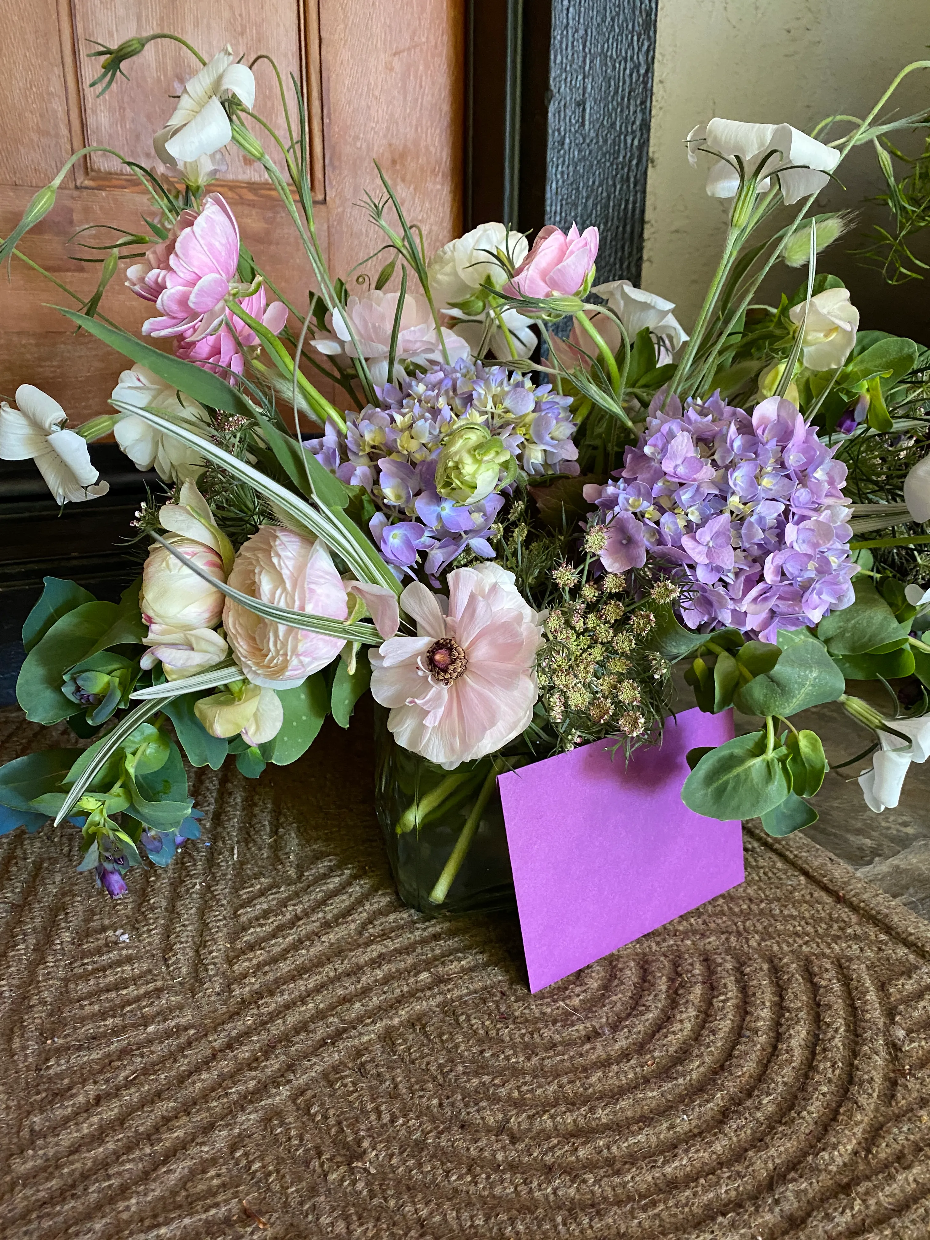 flower arrangement delivered