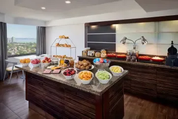 Sheraton Hamilton Executive Lounge Breakfast Buffet