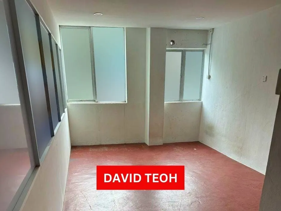 pusat perniagaan maju jaya first floor office for rent