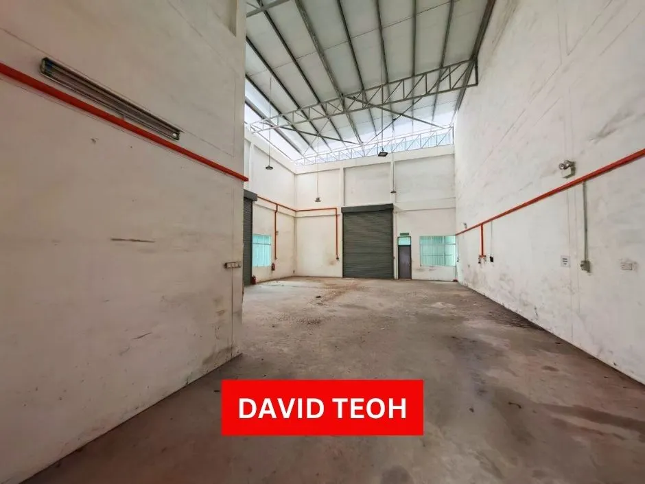 sungai lokan 1.5 storey light industry factory warehouse for rent