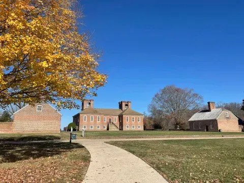 Path to visit the Great House of Stratford Hall, family home of Richard Henry Lee and his siblings