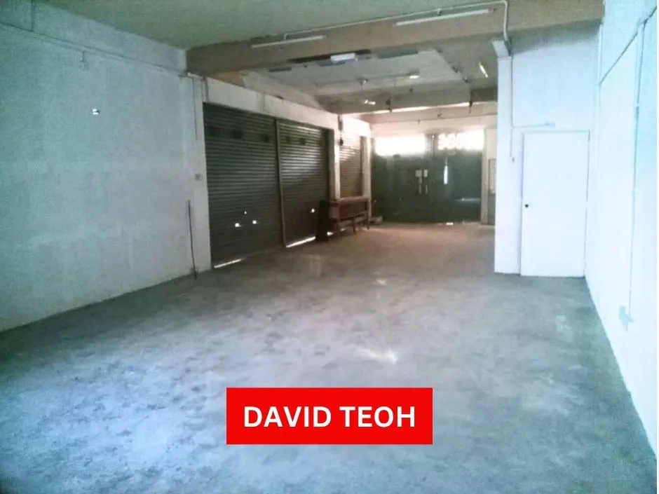 corner 3 storey shoplot for rent in simpang ampat