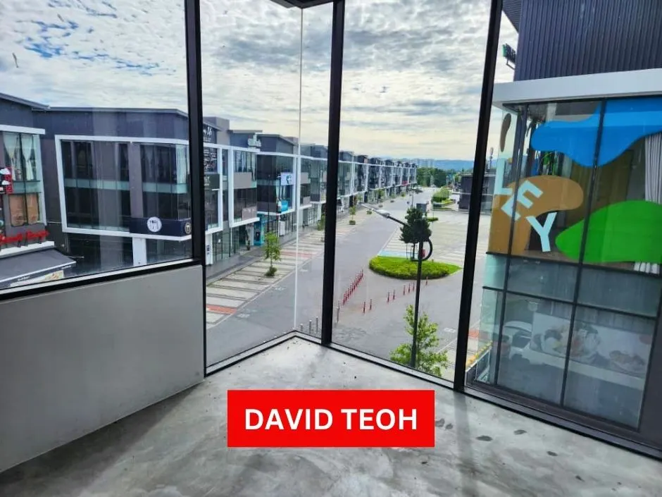 iconic point 2nd floor reno shoplot for rent at simpang ampat