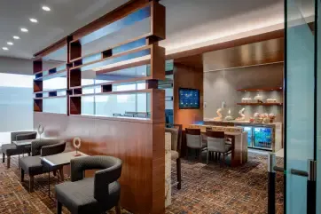 Houston Airport Marriott at George Bush Intercontinental M Club Lounge