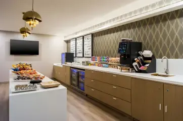 Delta Hotels Ontario Airport Delta Pantry