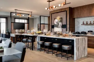 Odessa Marriott Hotel & Conference Center M Club Lounge
