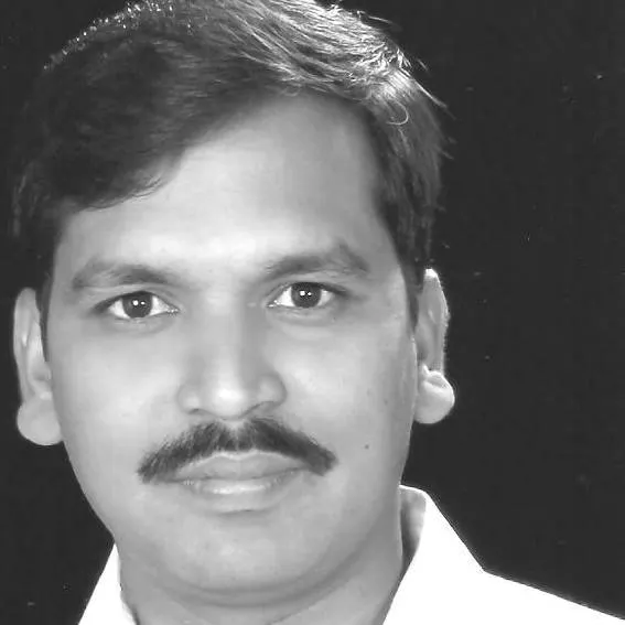 Hari Venkat Profile black & white