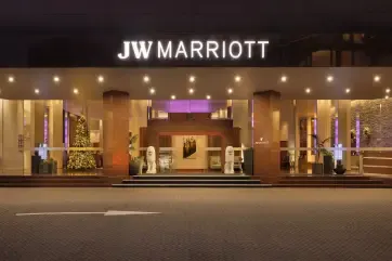 JW Marriott Auckland Exterior Night