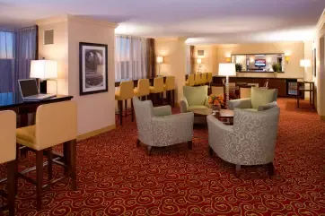 Marriott St. Louis West  Club Lounge