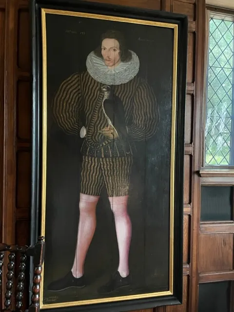 tudor portrait example of wealth wearing silk stockings