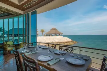 Hilton Doha Sea view Dining