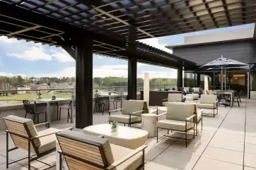 Hilton Alpharetta Atlanta Executive Lounge