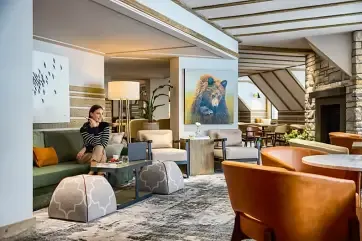 Fairmont Tremblant  Gold Lounge