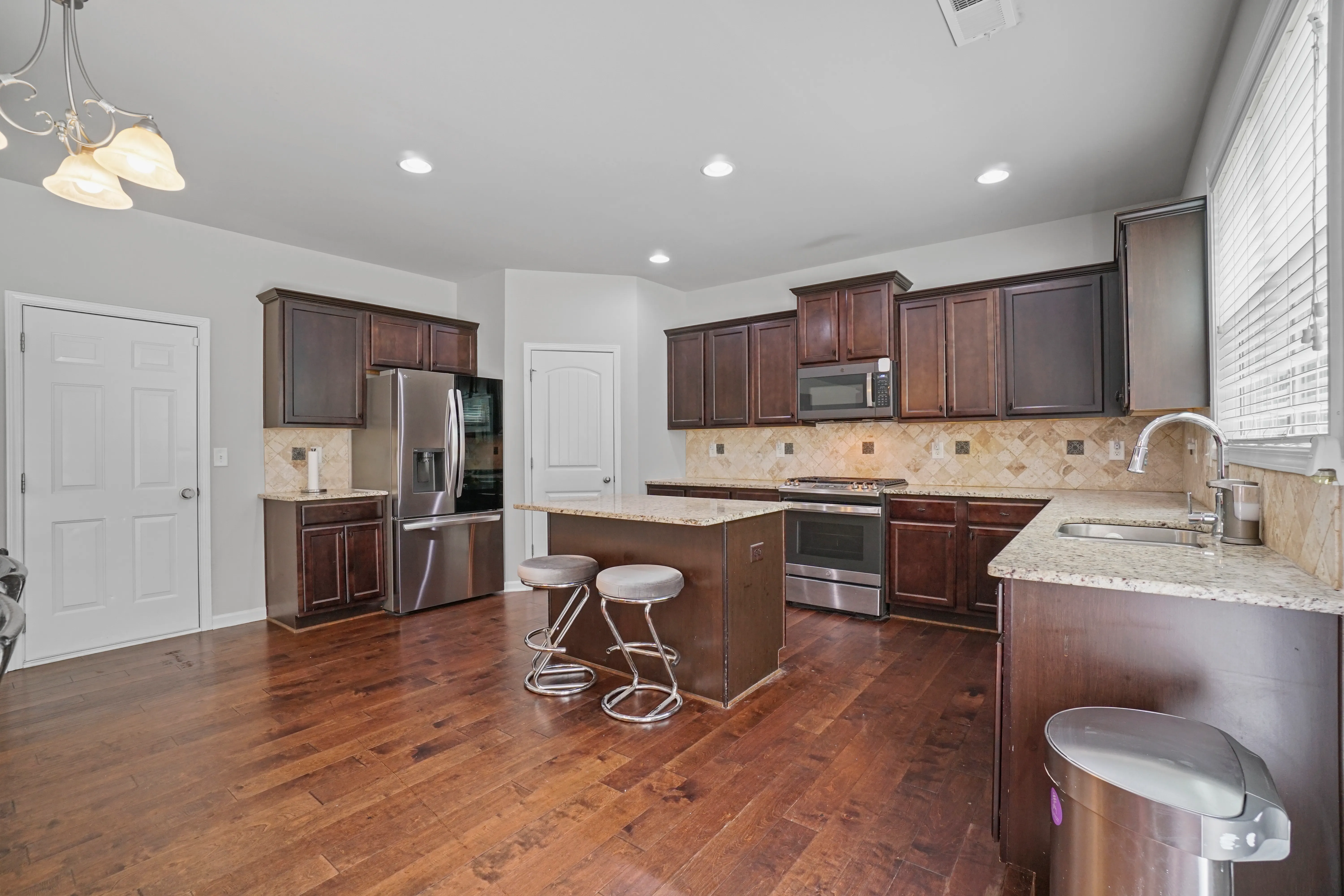 978 Grand Ivey Pl Dacula GA 30019