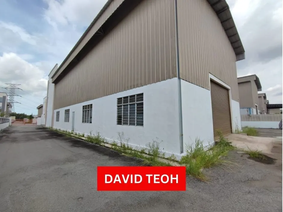 3 storey detached light industry warehouse factory for rent in simpang ampat