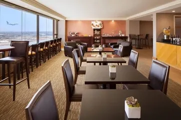 The Westin Los Angeles International Airport Executive Lounge