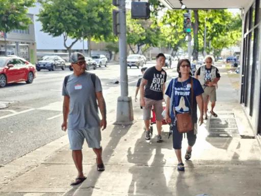 Walking the sidewalks near Piano Park July 29 2023 512x384