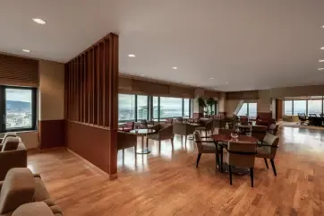 ANA Crowne Plaza Kobe Executive Lounge