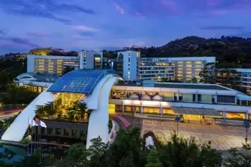 Hilton Guangzhou Science City Exterior Dusk